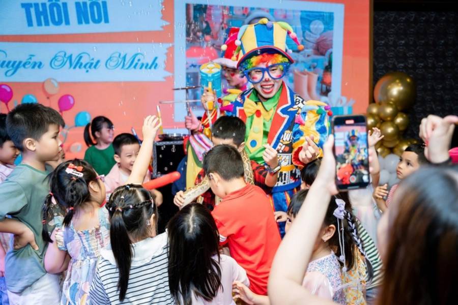 Giá Thuê Chú Hề Tạo Hình Bong Bóng Tại Củ Chi. Ảnh 1